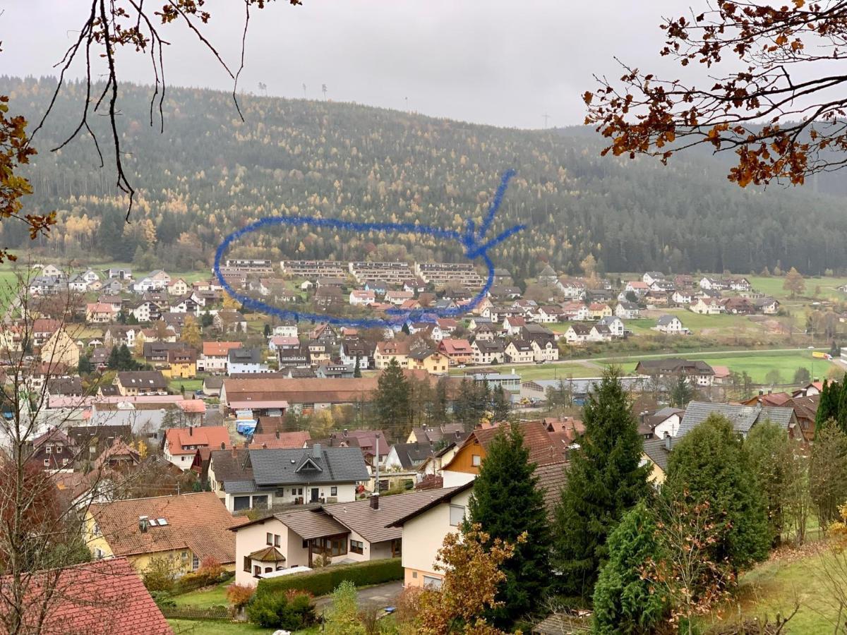 באיירסברון Appartement Mit Herrlicher Aussicht Uebers Murgtal מראה חיצוני תמונה